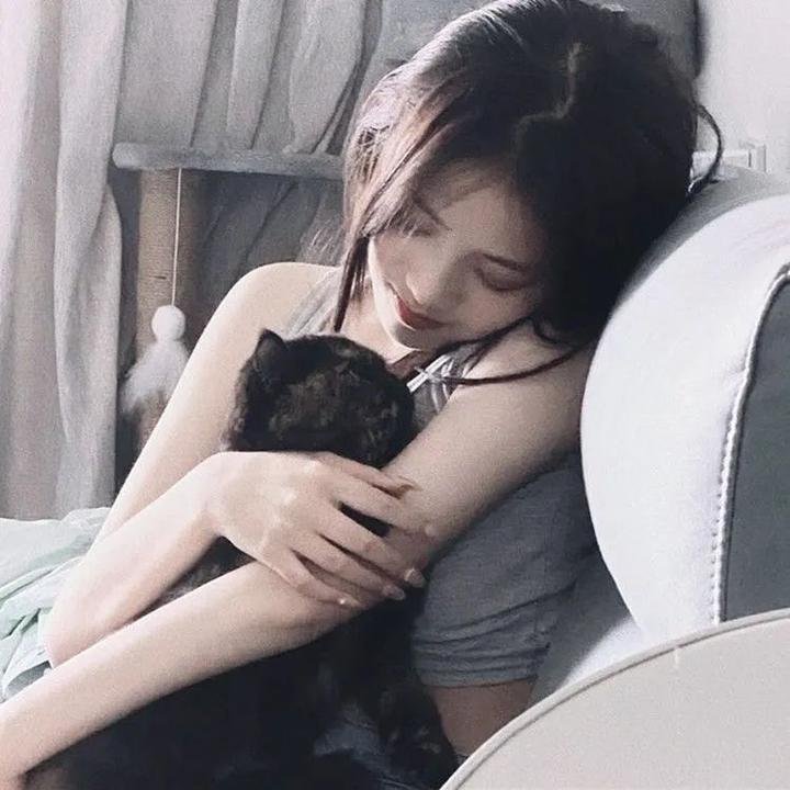 无法触碰的爱